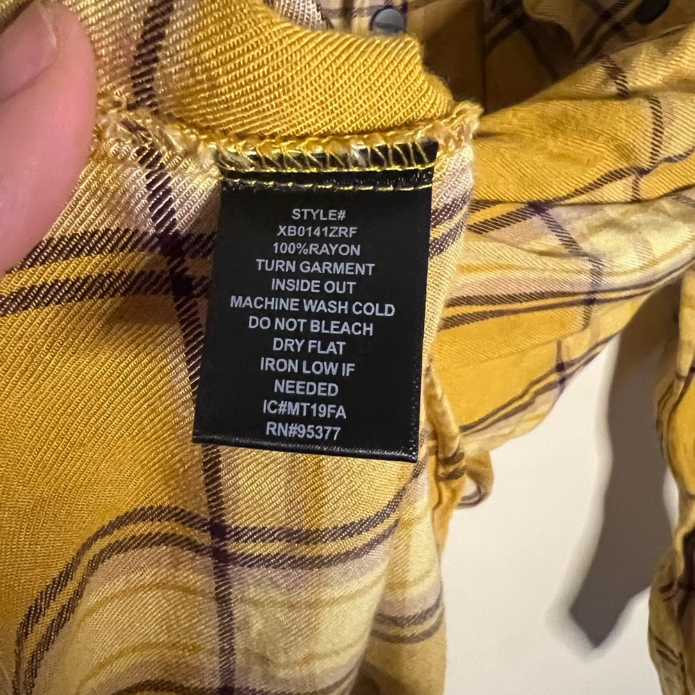 Sanctuary Anthropologie Yellow Black Plaid Button Down Boyfriend Flannel Size M - Picture 8 of 8